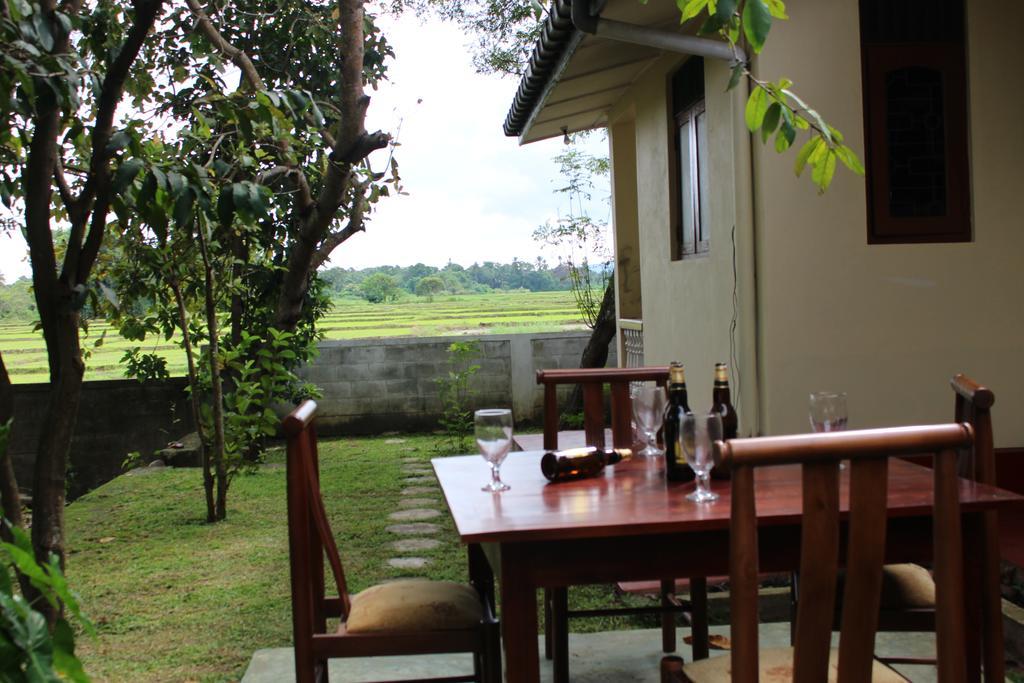 Sunshine Tourist Rest Hotel Anuradhapura Exterior photo